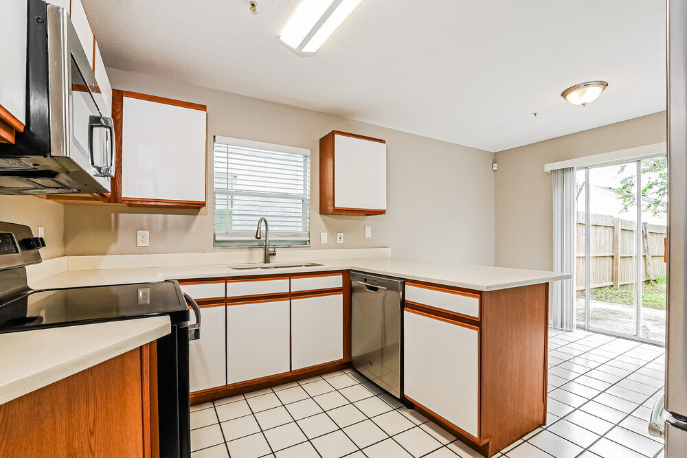 Building Photo - 3363 Hamlet Loop