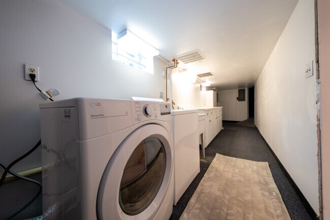 Building Photo - 4517 W 113th St