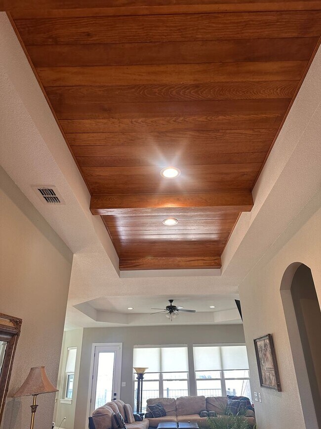 Building Photo - LAKE FRONT PROPERTY!  4/3/2; FULLY  FURNISHED