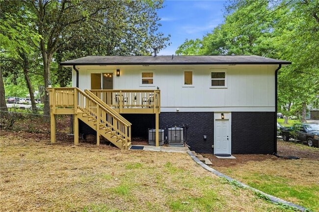 Building Photo - 3270 Belfort Rd SE