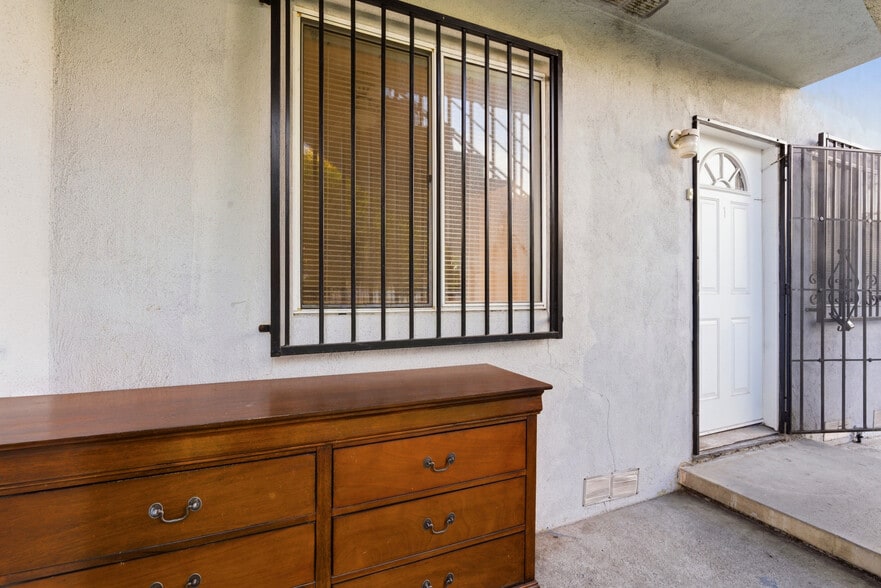 Building Photo - 7932 Brimfield Ave