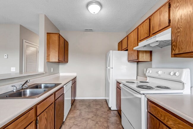 Building Photo - Newly Renovated Units in Killen, AL