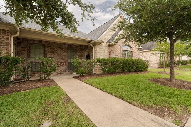 Building Photo - 119 Kleine Ln