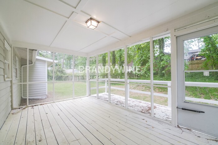 Building Photo - 1066 Basswood Ct