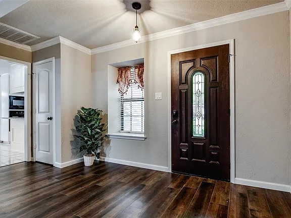 Building Photo - 8966 Hialeah Cir S