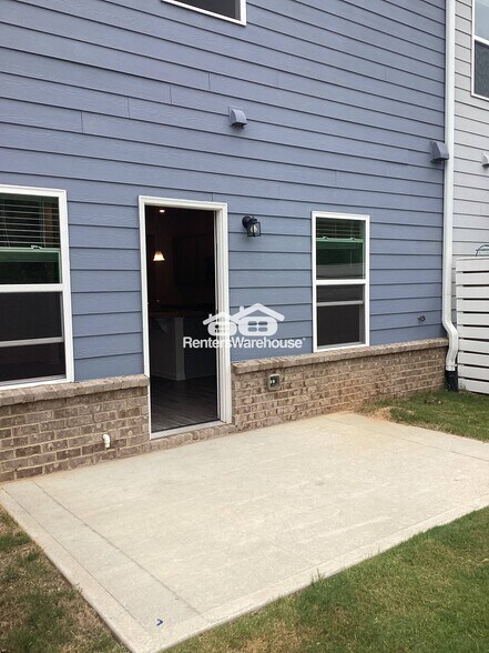 Building Photo - 1132 Chastain Dr