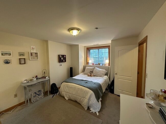 Building Photo - 22 High St