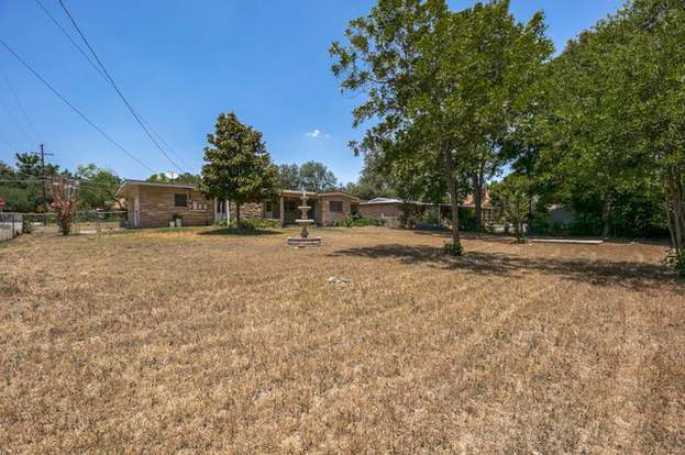 Building Photo - 600 Antler Dr