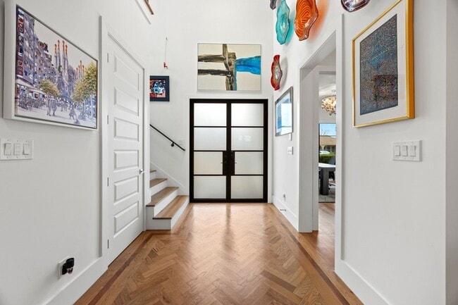 Building Photo - 4902 Linnet Ln