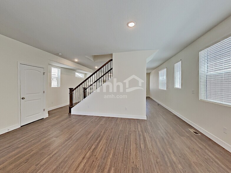 Building Photo - 4735 Crestone Peak St