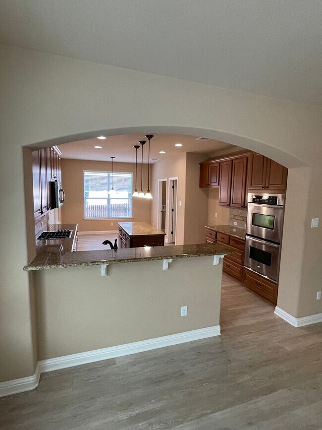 Building Photo - South Austin Dream in Sought-After Subdivi...