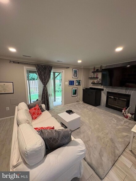 Building Photo - 2115 Preston Square Ct