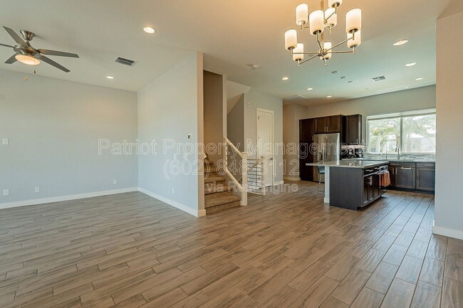 Building Photo - 6850 E McDowell Rd
