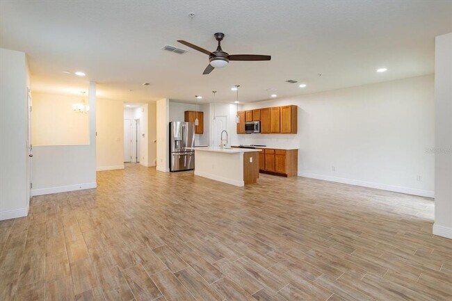 Building Photo - 3641 Seneca Club Loop
