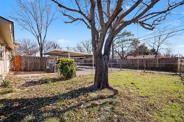 Building Photo - 7700 Mary Dr