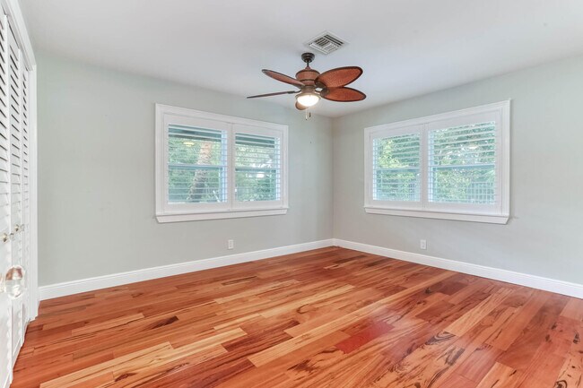 Building Photo - 12293 Coconut Row