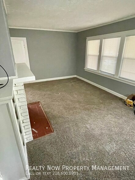 Building Photo - 3396 W 117th St