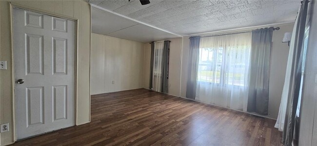 Building Photo - 5414 Taylor Ave