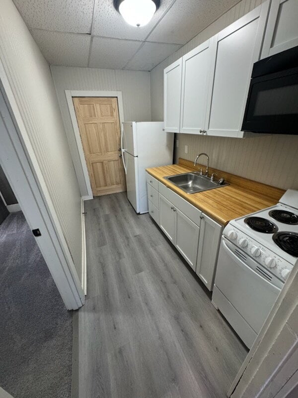 Building Photo - Single Level 1 Bedroom Apartment