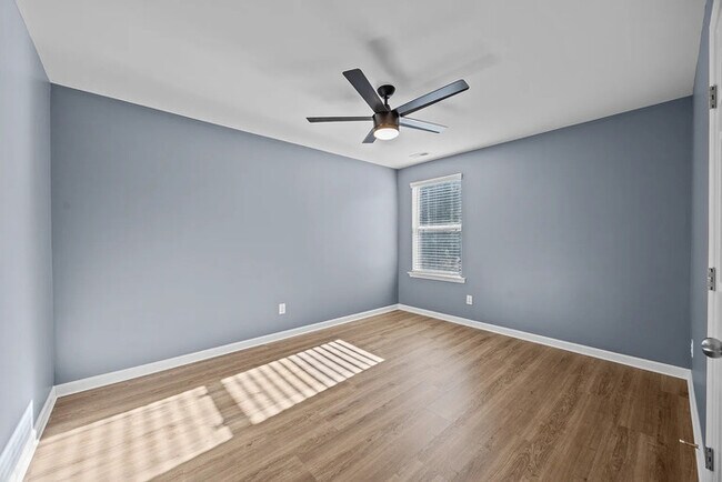 Building Photo - Earn Wealth While Leasing - Like a Homeowner - Lease to Own