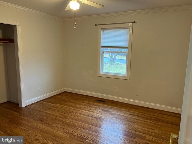 Building Photo - 810 Wisteria Dr
