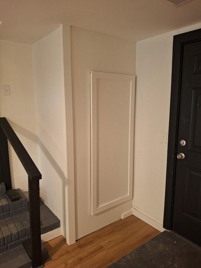 Building Photo - Beautifully Renovated 4-Bedroom Home in Go...