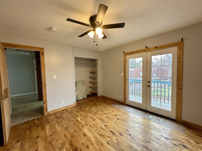 Building Photo - 8324 S Carmen Ct