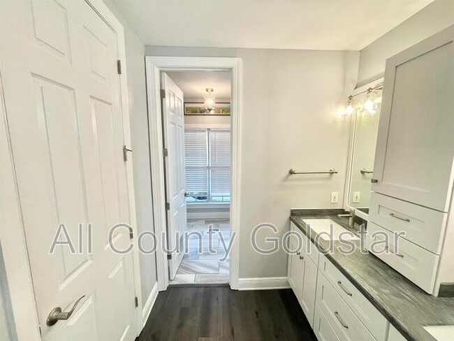 Building Photo - 4254 Flamingo Blvd