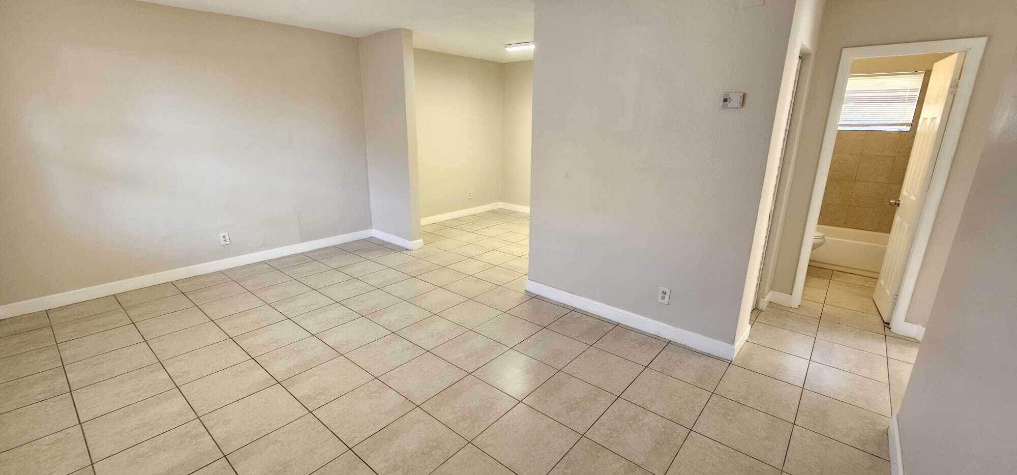 Building Photo - 2860 NW 15th St