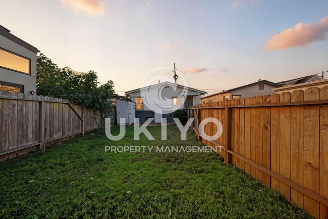 Building Photo - 2955 California St