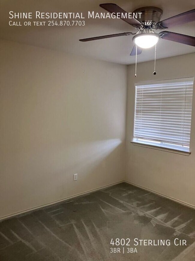 Building Photo - 4802 Sterling Cir