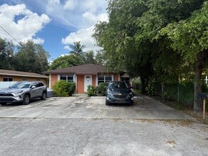 Building Photo - 2027 NW 99th Terrace