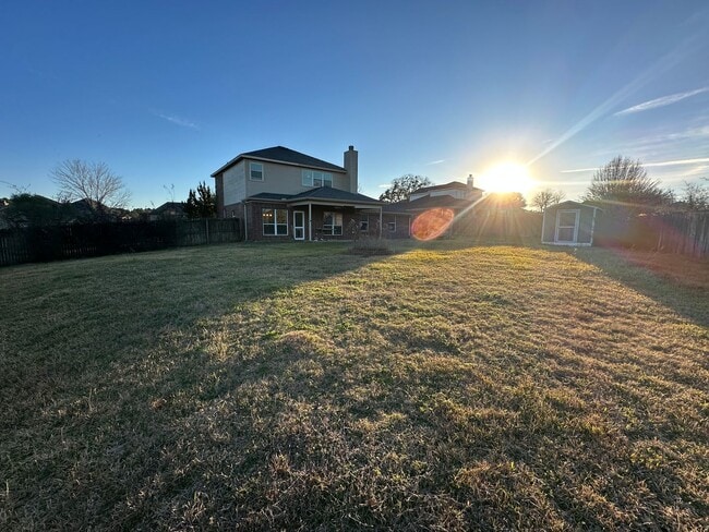 Building Photo - 1813 Balsam Gap