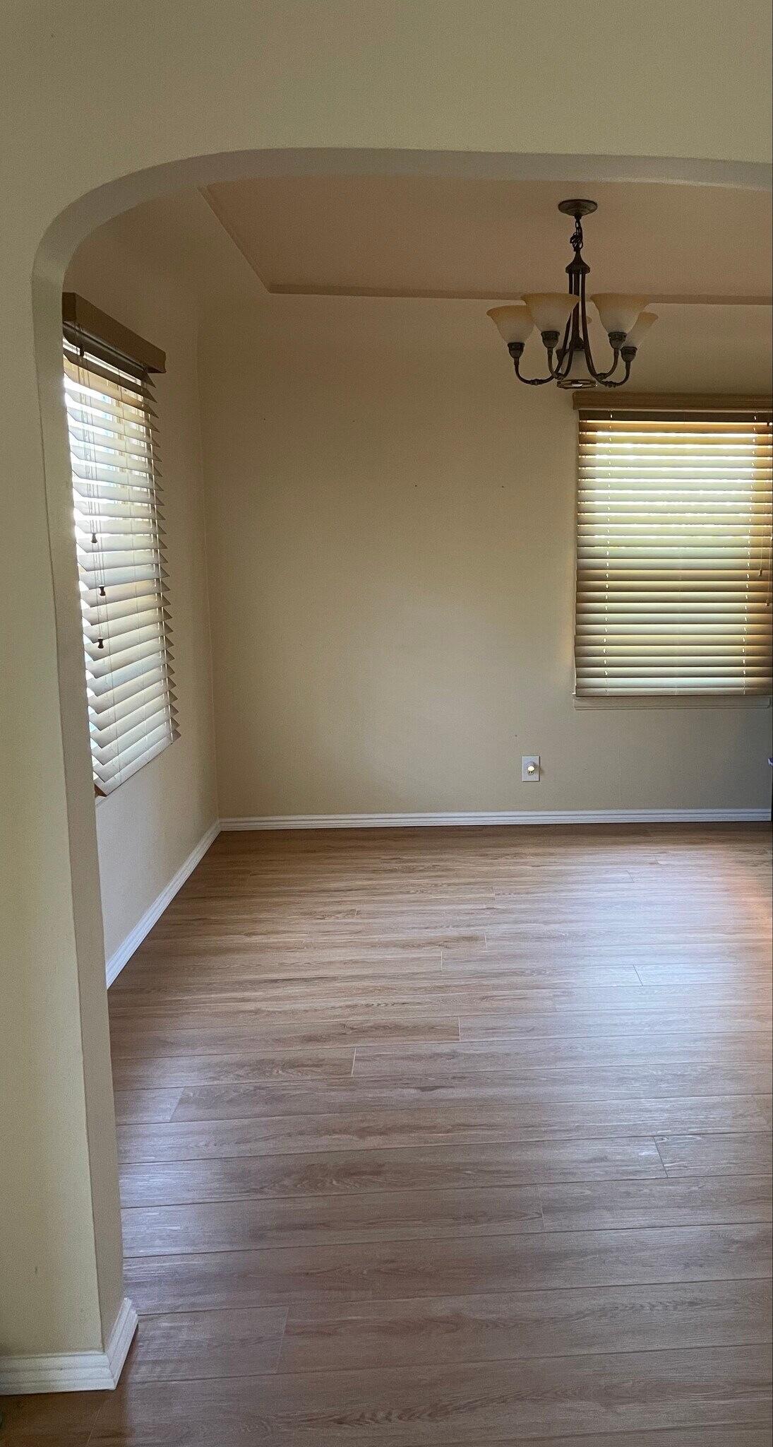 Building Photo - 9064 Mission Dr