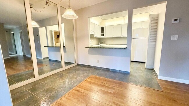 Building Photo - 4717 Sable Pine Cir