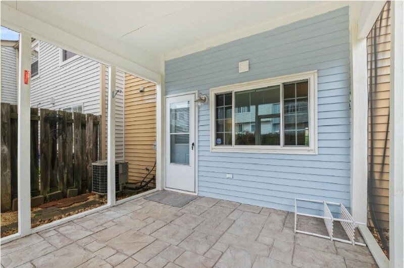 Building Photo - 119 Fairfield Dr