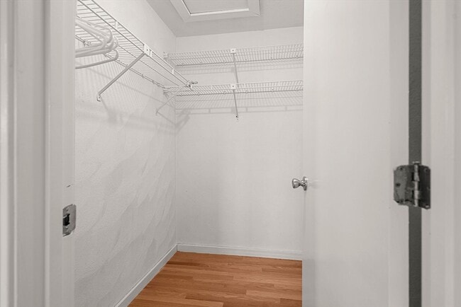 Building Photo - 290 Apache Way