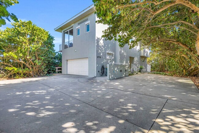 Building Photo - 2775 Jimmy Buffett Mem Hwy