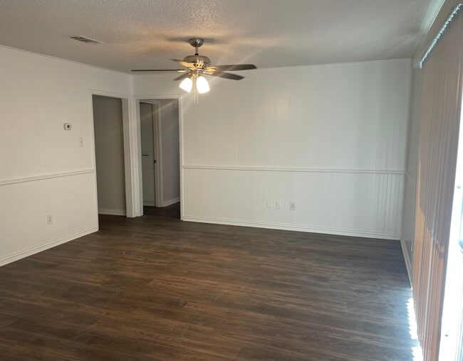 Building Photo - 6509 Cathy Dr