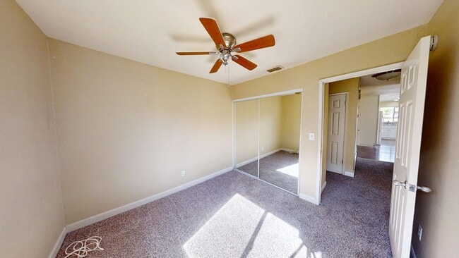 Building Photo - 6556 Mossview Way