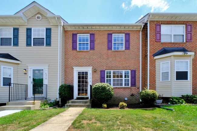 Primary Photo - 3 bedroom 2.5 Bath In Oxon Hill Ready for ...
