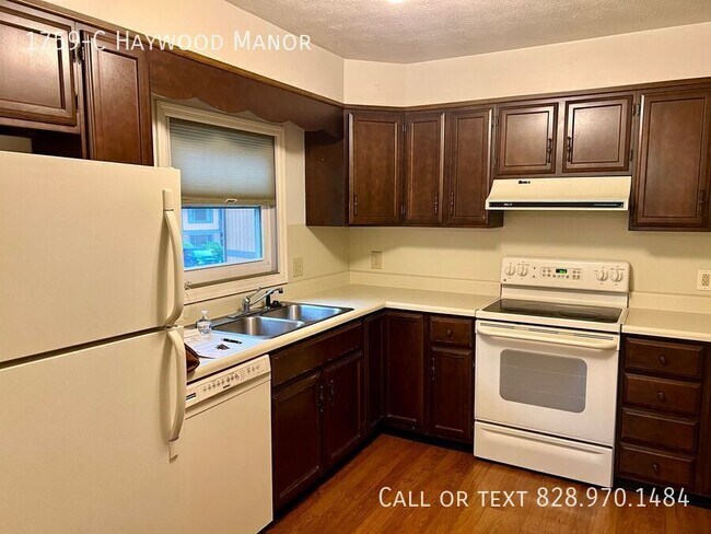 Building Photo - 1759 Haywood Manor Rd