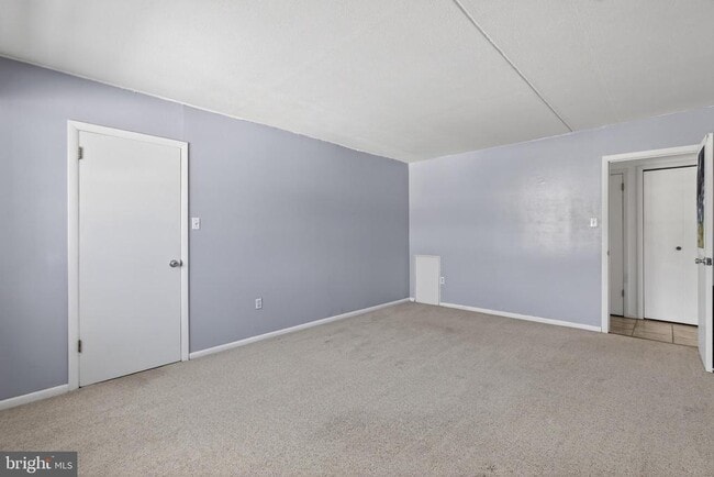 Building Photo - 64 Welsh Tract Rd