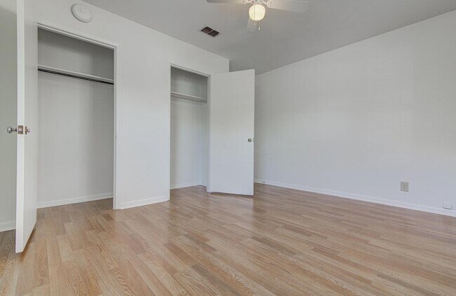 Building Photo - 8406 Burrell Dr