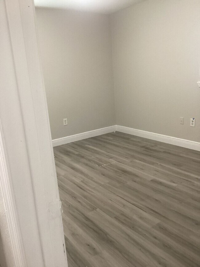 Building Photo - Ocoee 2 bedroom home