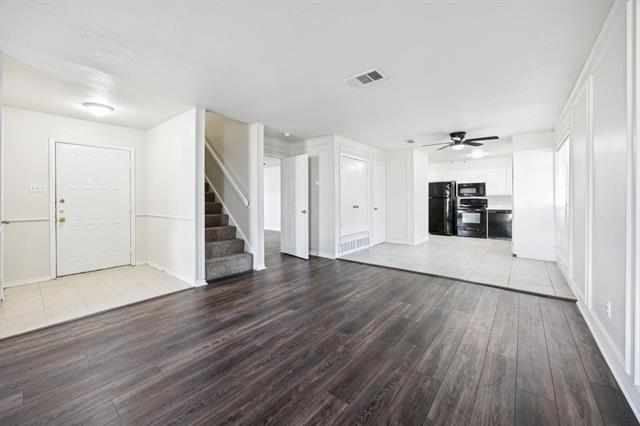 Building Photo - 1624 Brown Trail