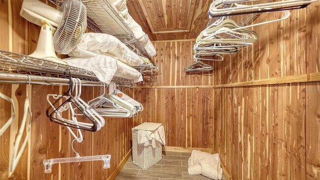 Building Photo - 1601 Pelican Point Dr