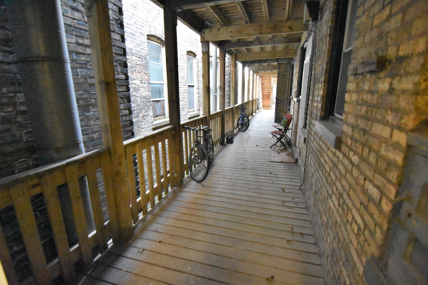 Building Photo - 720 W Grace St