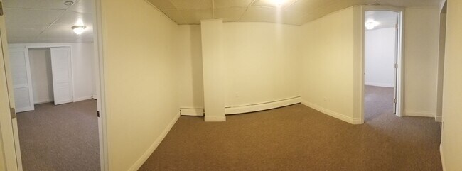 Building Photo - 5200 S Monitor Ave