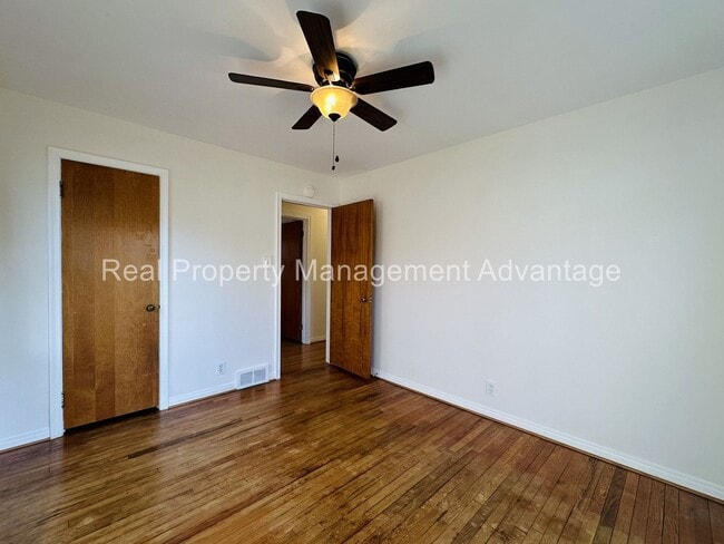 Building Photo - Charming 3-Bedroom Ranch minutes from Woodward Ave, Birmingham, and Berkley!